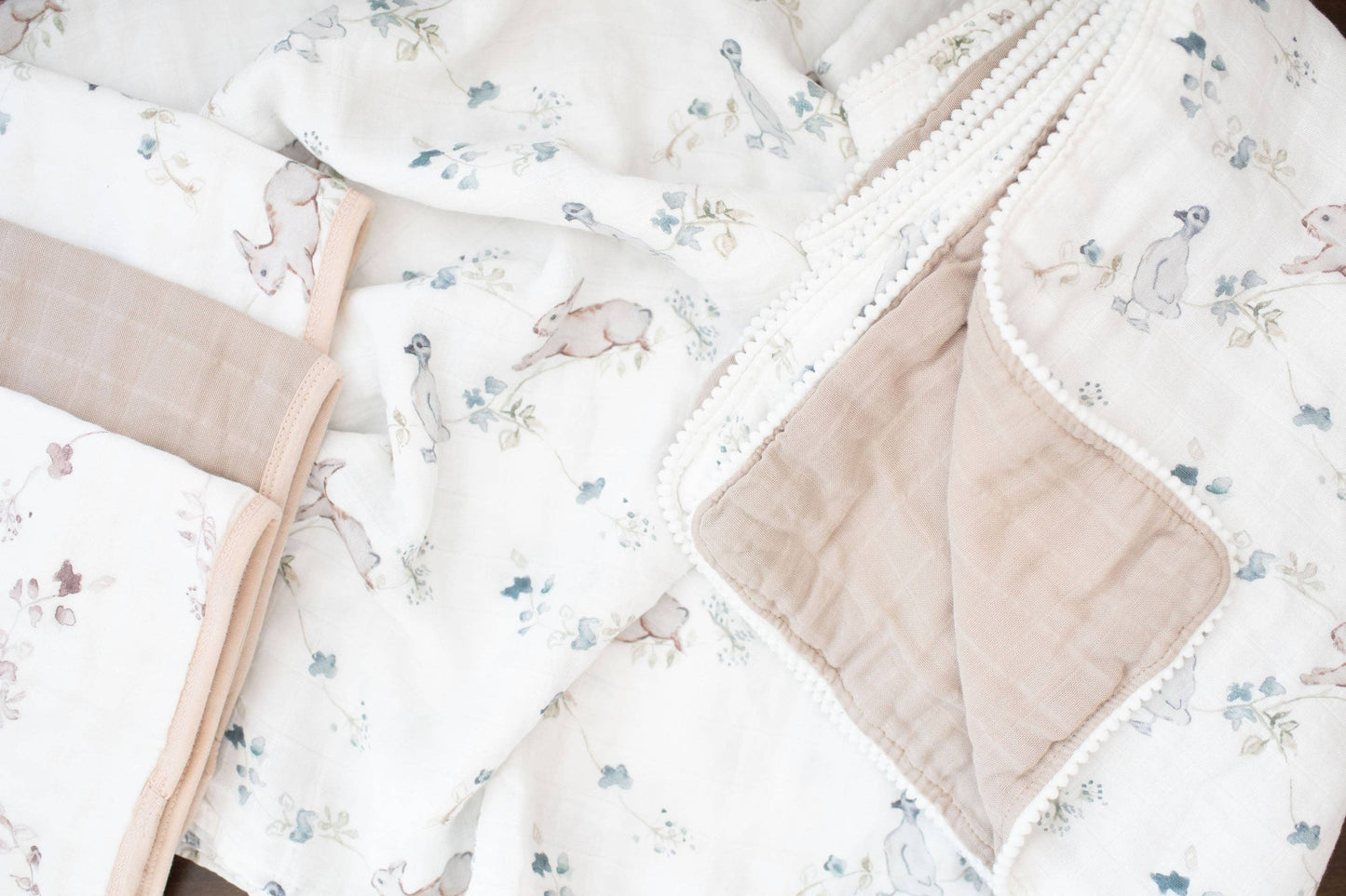 IVY HOLLOW BURP CLOTHS