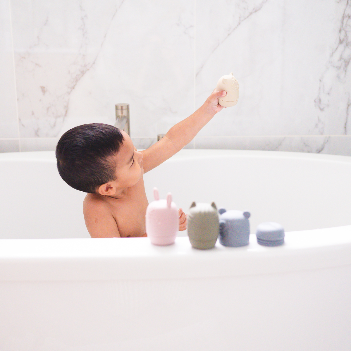 SILICONE BATH TOYS