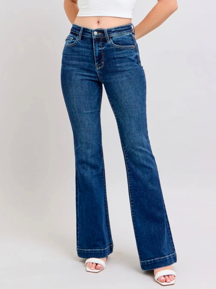 MAGNOLIA FLARE DENIM