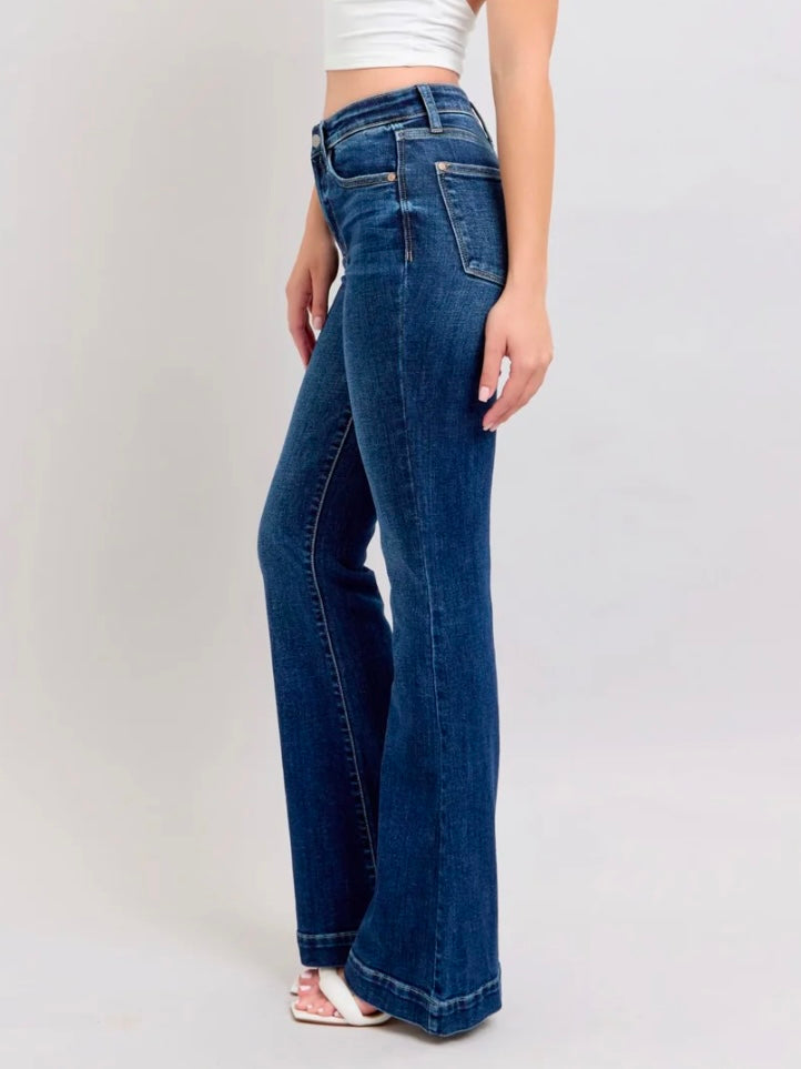MAGNOLIA FLARE DENIM