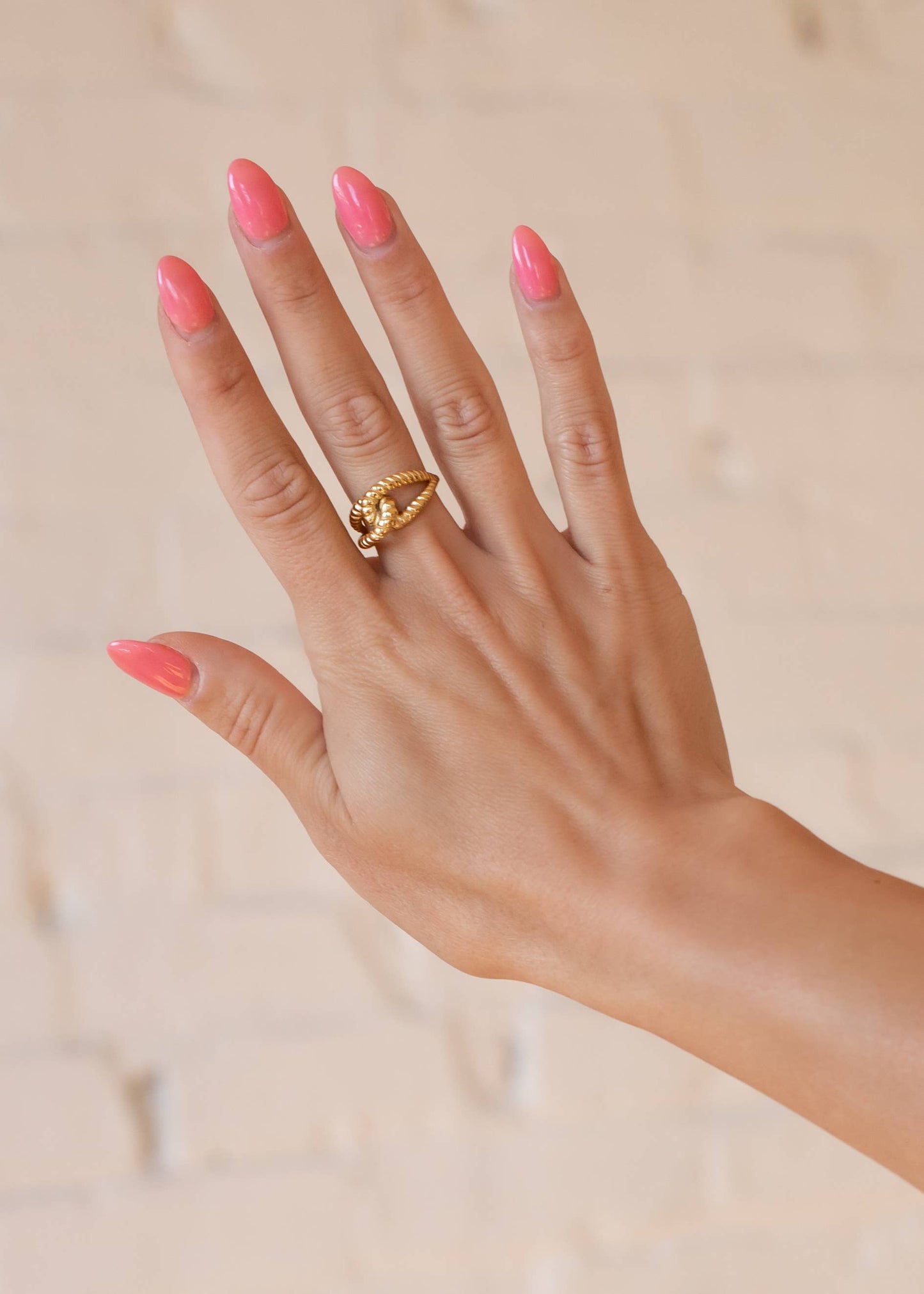 LUXE GOLD TWISTED ROPE RING