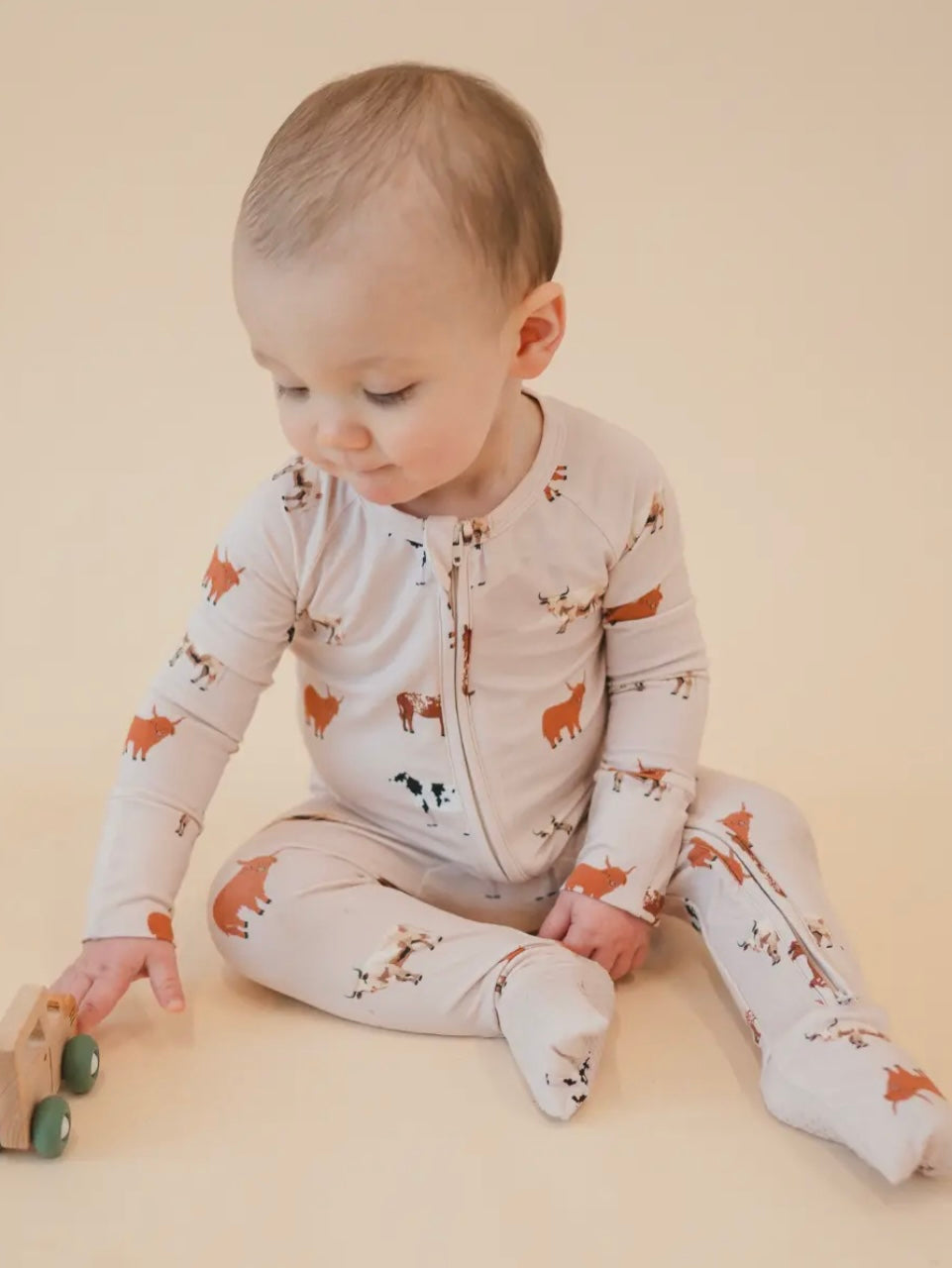 OATMEAL COW SLEEPER