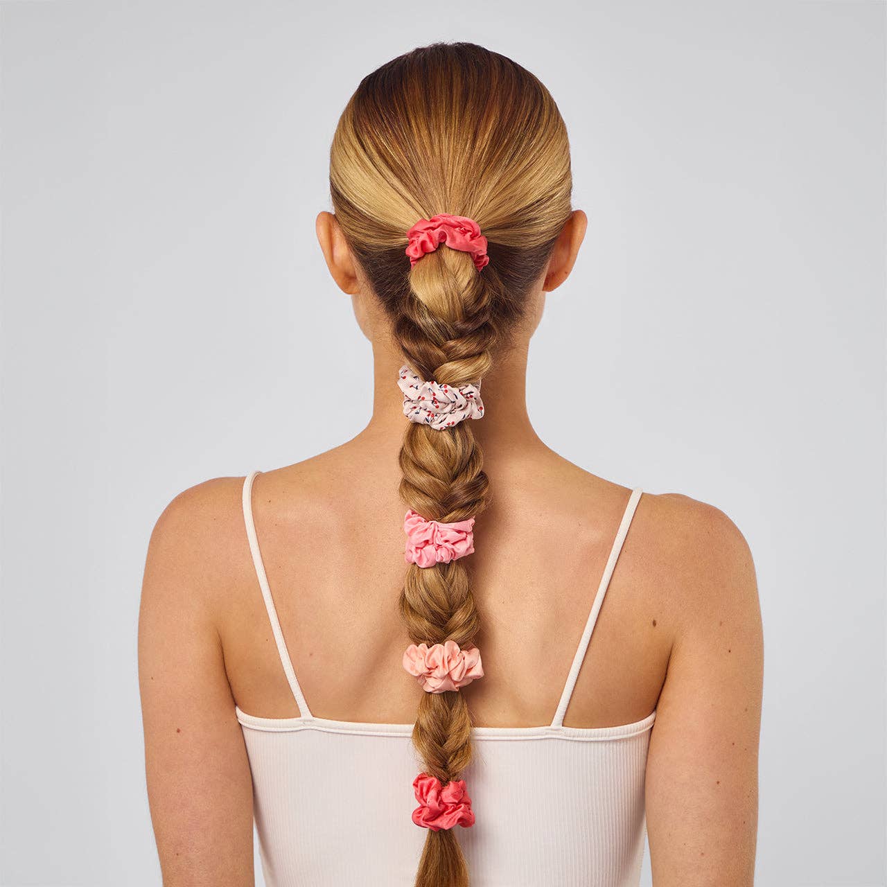 CHERRY BLOSSOM SCRUNCHIES