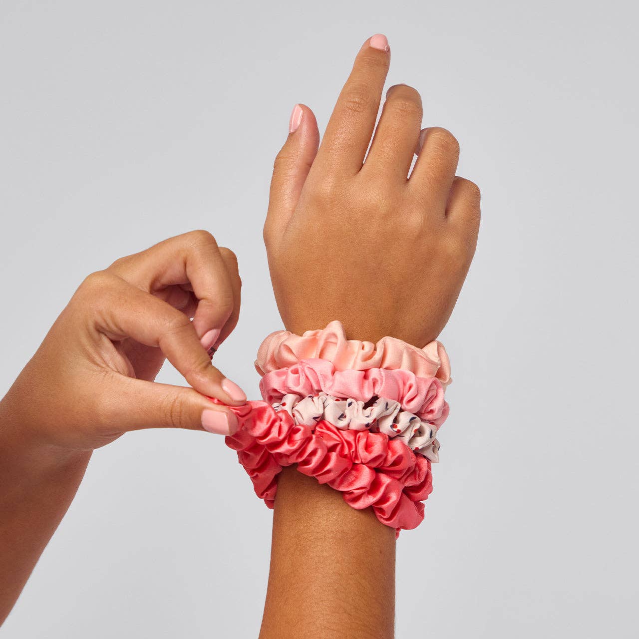 CHERRY BLOSSOM SCRUNCHIES