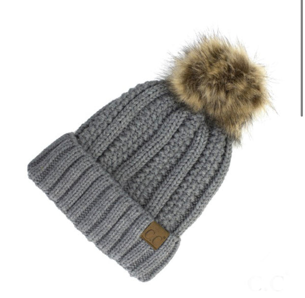 CABLE KNIT BEANIE